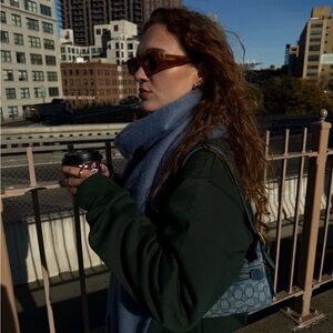 Meet your Posher, Ginger